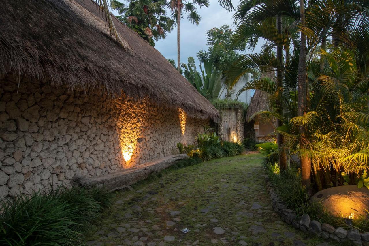 Stone House Hotel Ubud Eksteriør billede
